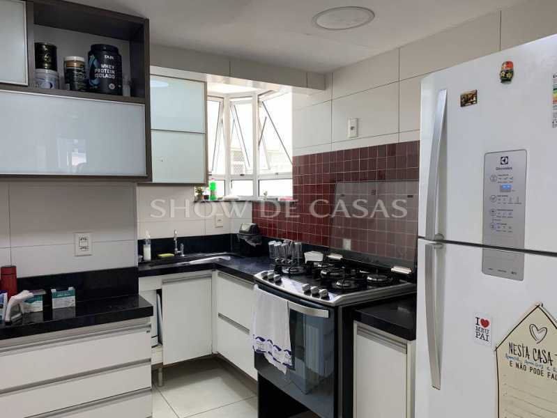 Apartamento à venda com 3 quartos, 146m² - Foto 19