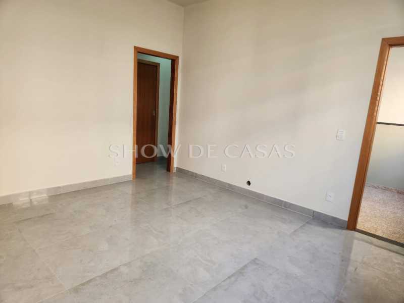 Casa à venda com 3 quartos, 80m² - Foto 7