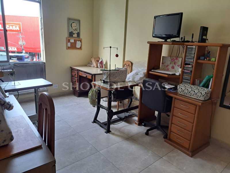 Apartamento à venda com 3 quartos, 106m² - Foto 4