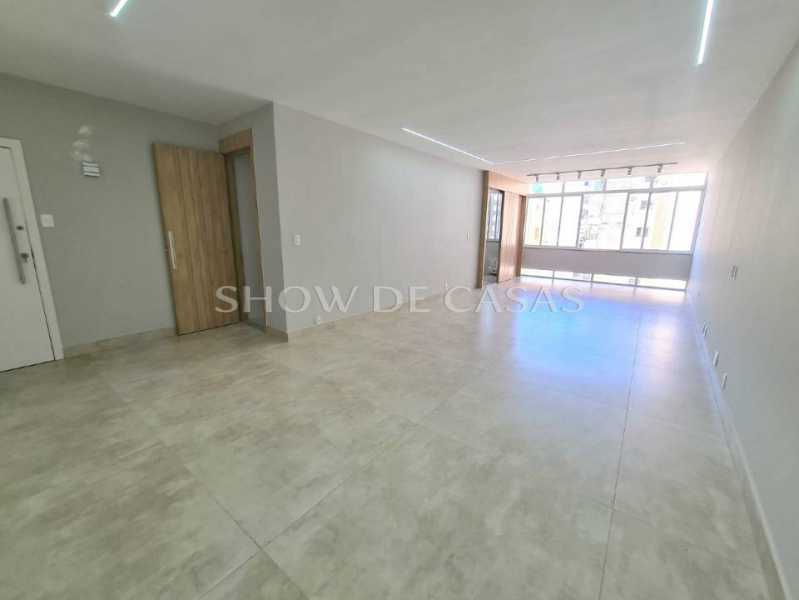 Apartamento à venda com 3 quartos, 163m² - Foto 1