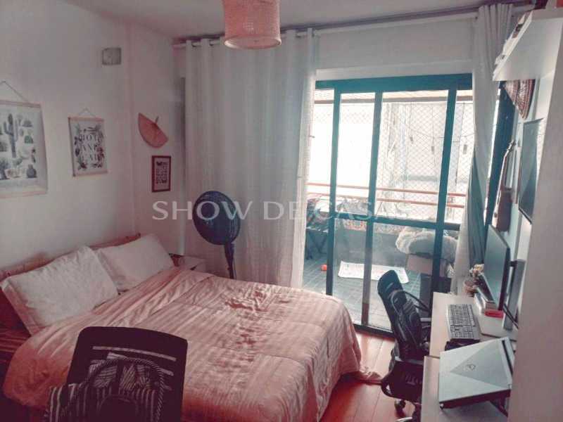 Apartamento à venda com 2 quartos, 75m² - Foto 5