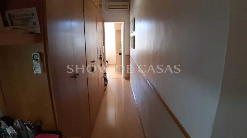 Apartamento à venda com 4 quartos, 145m² - Foto 10