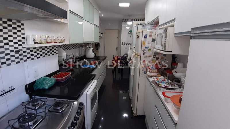 Apartamento à venda com 4 quartos, 145m² - Foto 23