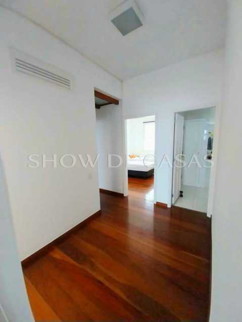 Apartamento à venda com 5 quartos, 225m² - Foto 9