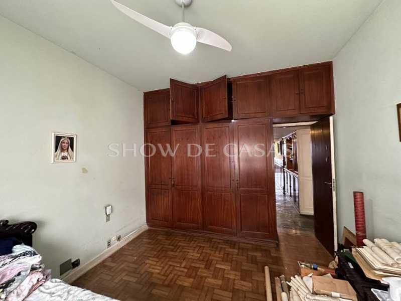 Apartamento à venda com 3 quartos, 178m² - Foto 11