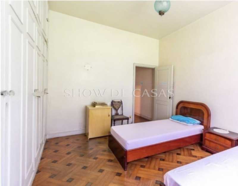 Apartamento à venda com 3 quartos, 182m² - Foto 16