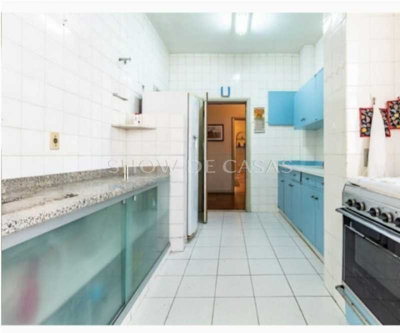 Apartamento à venda com 3 quartos, 182m² - Foto 17