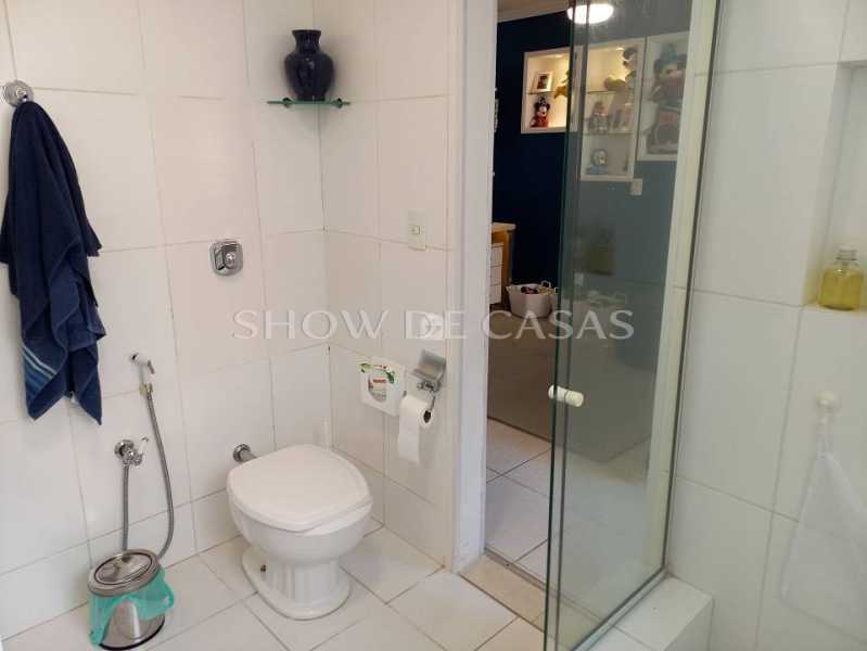 Apartamento à venda com 3 quartos, 220m² - Foto 13