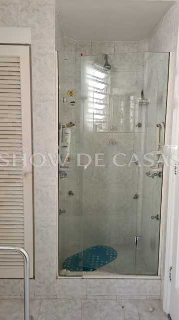 Apartamento à venda com 3 quartos, 200m² - Foto 16