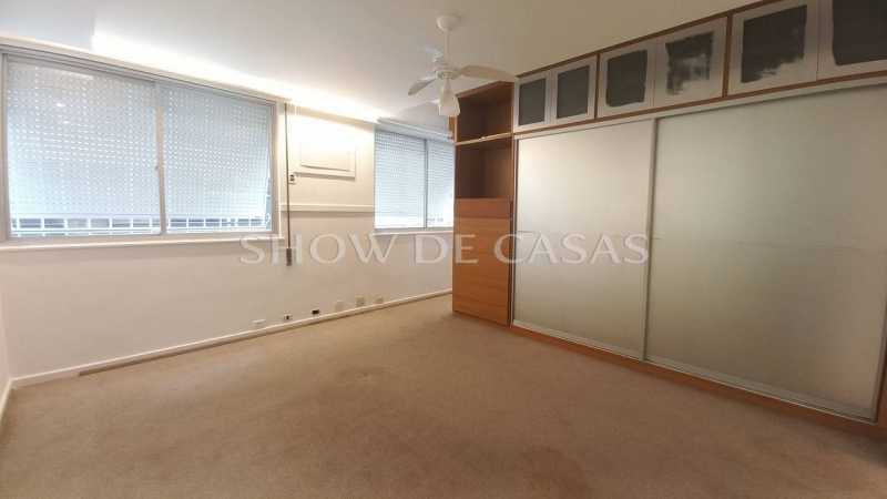 Apartamento à venda com 3 quartos, 164m² - Foto 15