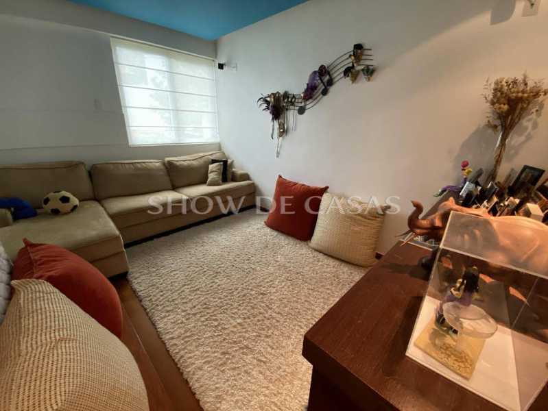 Apartamento à venda com 4 quartos, 180m² - Foto 9