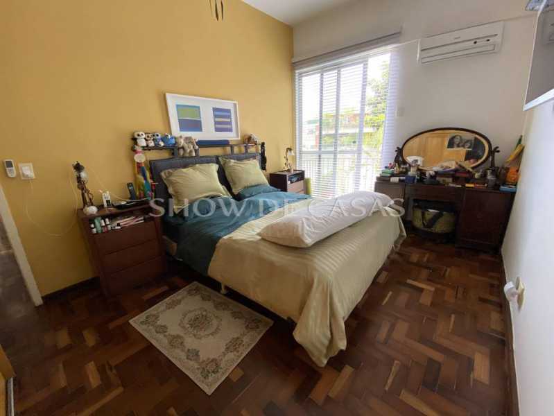 Apartamento à venda com 4 quartos, 180m² - Foto 11