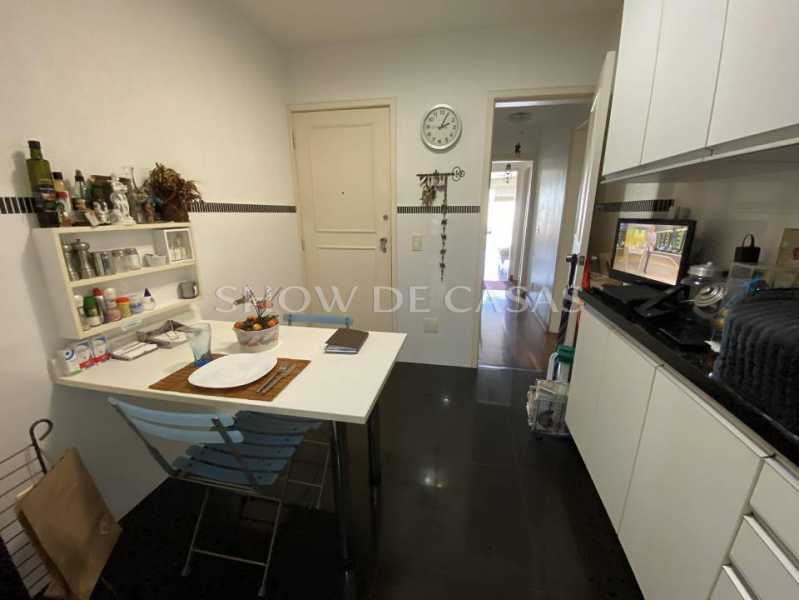 Apartamento à venda com 4 quartos, 180m² - Foto 23