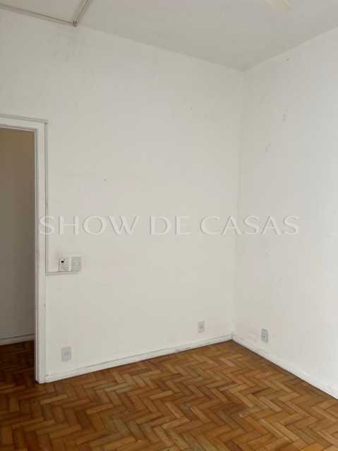 Apartamento à venda com 3 quartos, 100m² - Foto 11