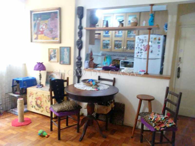 Apartamento à venda com 3 quartos, 100m² - Foto 2