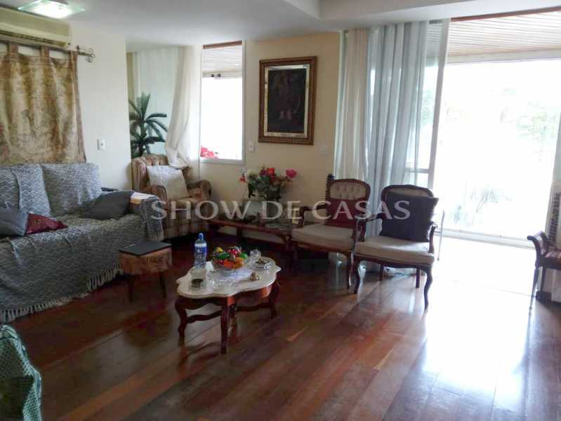 Apartamento à venda com 3 quartos, 140m² - Foto 4