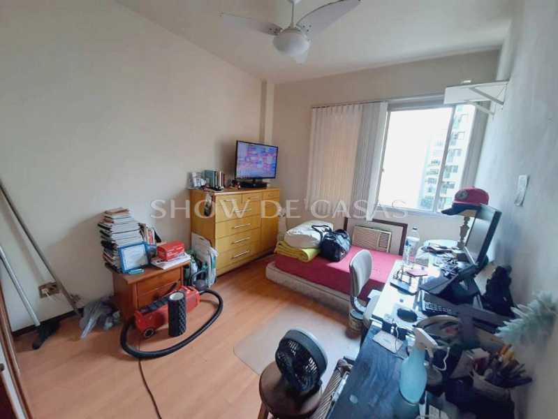 Apartamento à venda com 3 quartos, 180m² - Foto 16