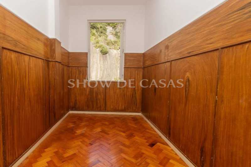 Apartamento à venda com 3 quartos, 210m² - Foto 23