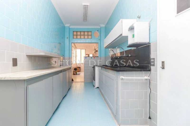 Apartamento à venda com 3 quartos, 210m² - Foto 24