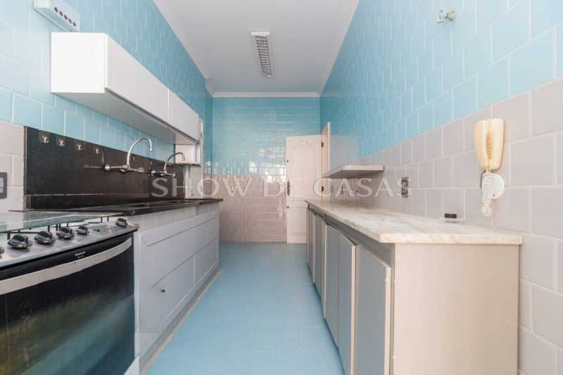 Apartamento à venda com 3 quartos, 210m² - Foto 25