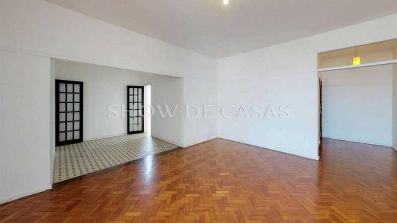 Apartamento à venda com 3 quartos, 140m² - Foto 1