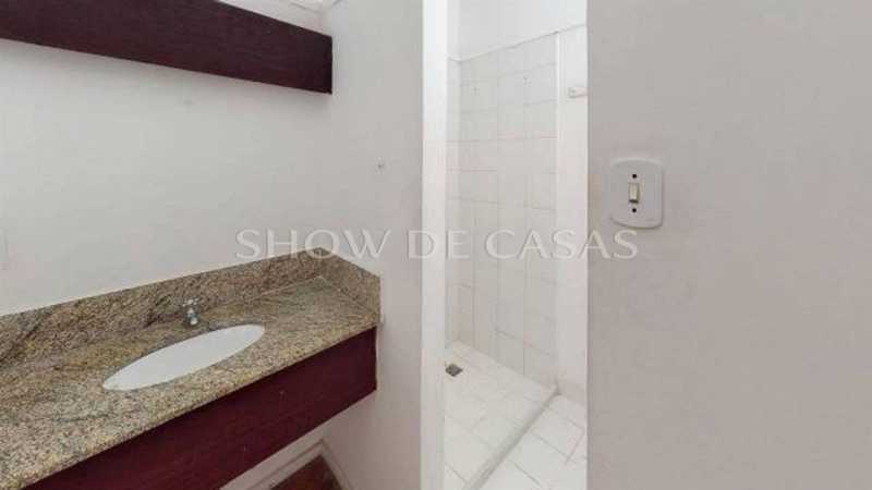 Apartamento à venda com 3 quartos, 140m² - Foto 11