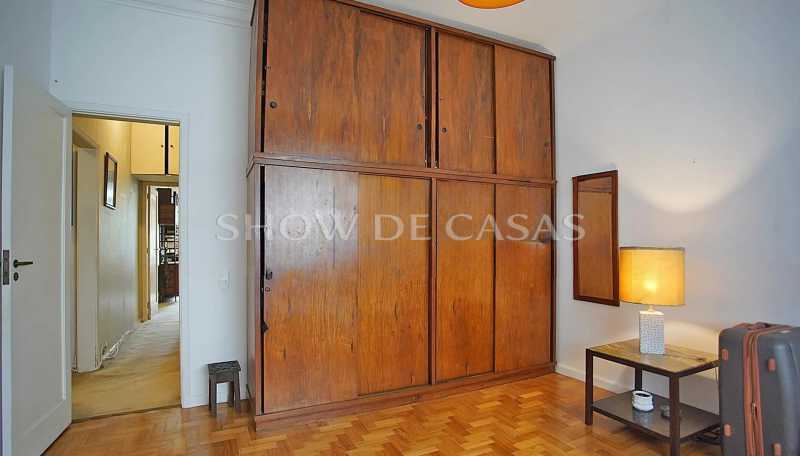 Apartamento à venda com 3 quartos, 155m² - Foto 13