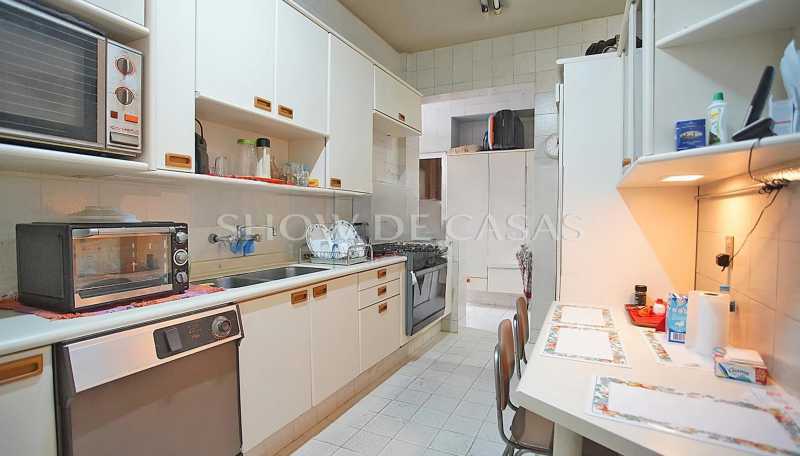 Apartamento à venda com 3 quartos, 155m² - Foto 15