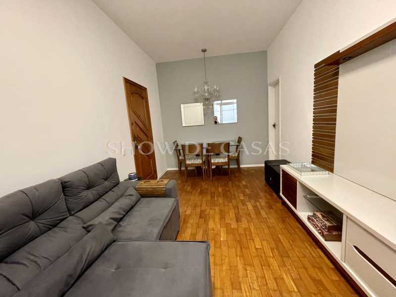 Apartamento à venda com 2 quartos, 70m² - Foto 7