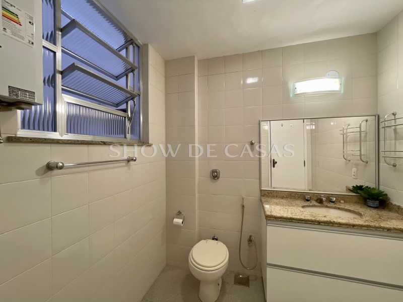 Apartamento à venda com 2 quartos, 70m² - Foto 12