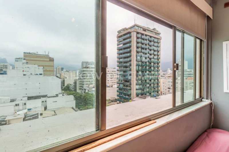 Cobertura à venda com 3 quartos, 260m² - Foto 15