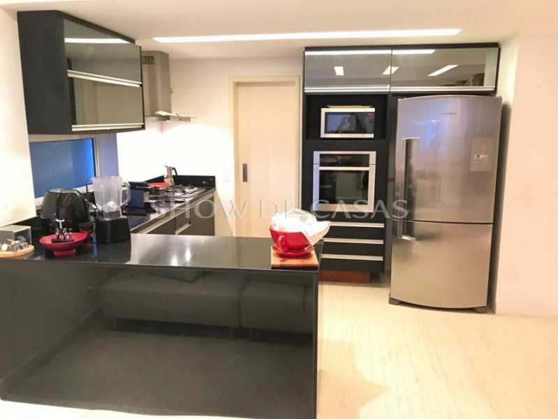 Apartamento à venda com 2 quartos, 120m² - Foto 17