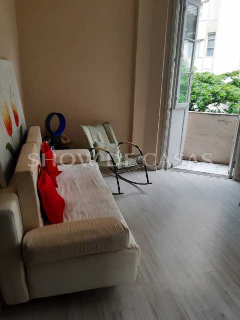 Apartamento à venda com 2 quartos, 104m² - Foto 2