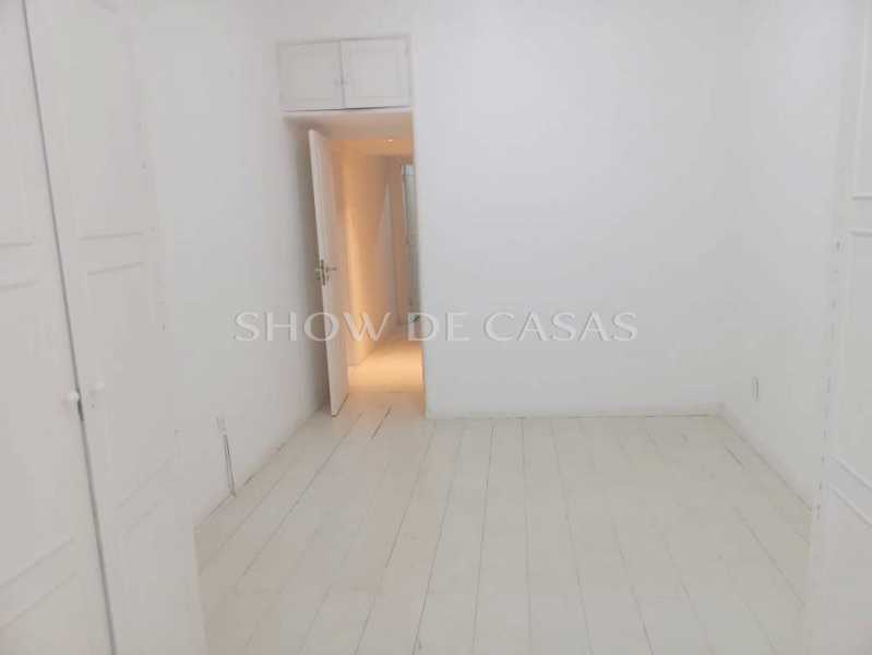 Apartamento à venda com 3 quartos, 130m² - Foto 5