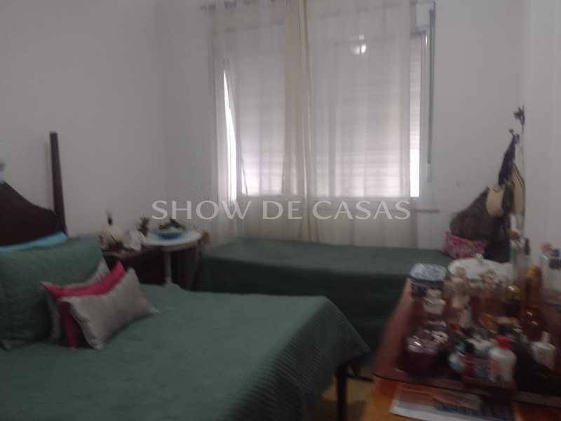 Apartamento à venda com 2 quartos, 100m² - Foto 9