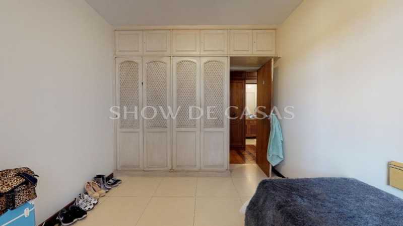 Apartamento à venda com 5 quartos, 212m² - Foto 13