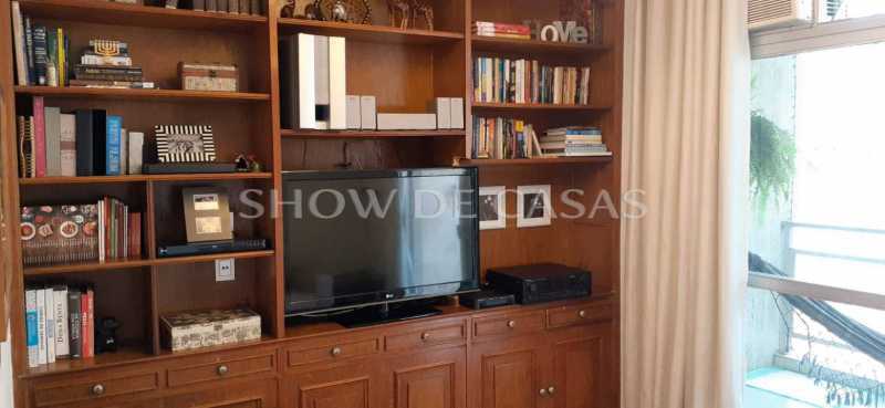 Apartamento à venda com 4 quartos, 200m² - Foto 8