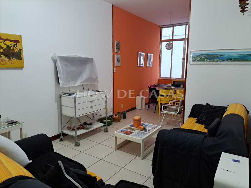 Apartamento à venda com 2 quartos, 80m² - Foto 3