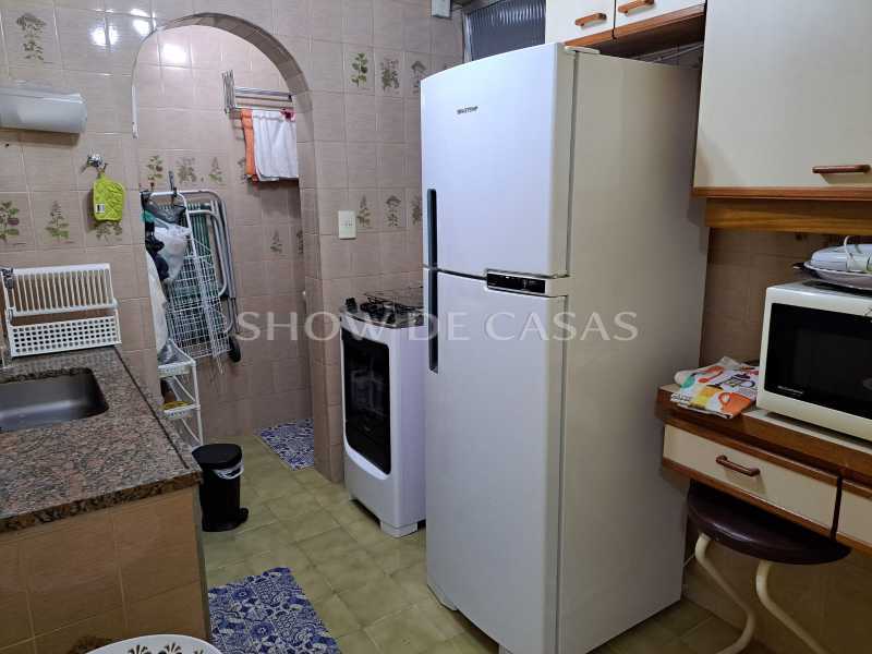 Apartamento à venda com 2 quartos, 80m² - Foto 8