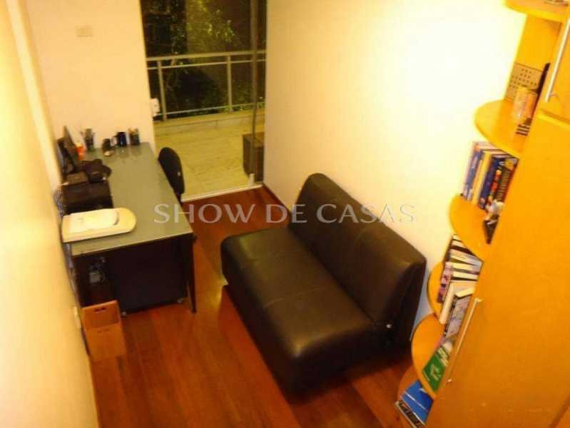 Apartamento à venda com 3 quartos, 160m² - Foto 7