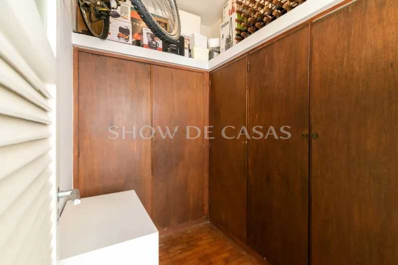 Apartamento à venda com 4 quartos, 235m² - Foto 21