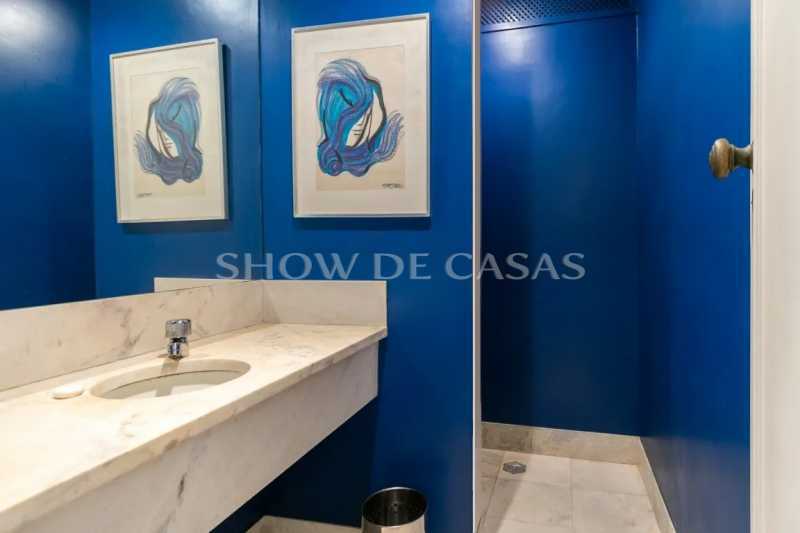 Apartamento à venda com 4 quartos, 235m² - Foto 22