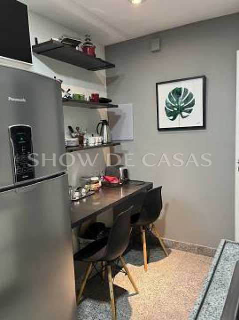 Apartamento à venda com 4 quartos, 245m² - Foto 18