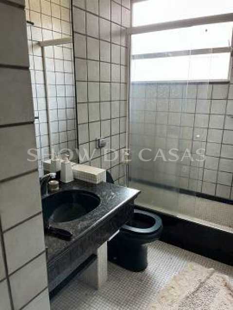 Apartamento à venda com 4 quartos, 245m² - Foto 16