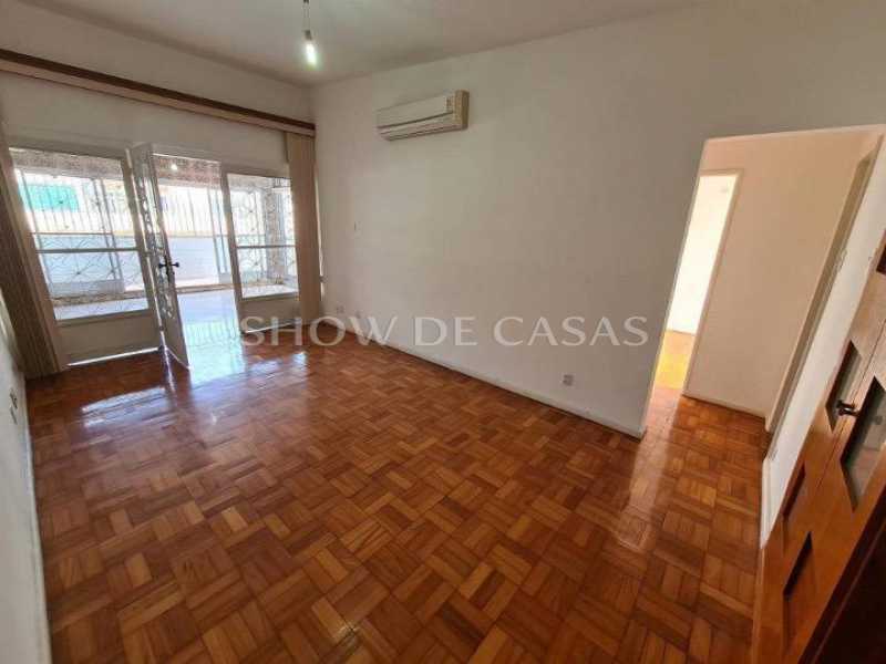 Cobertura à venda com 2 quartos, 110m² - Foto 2