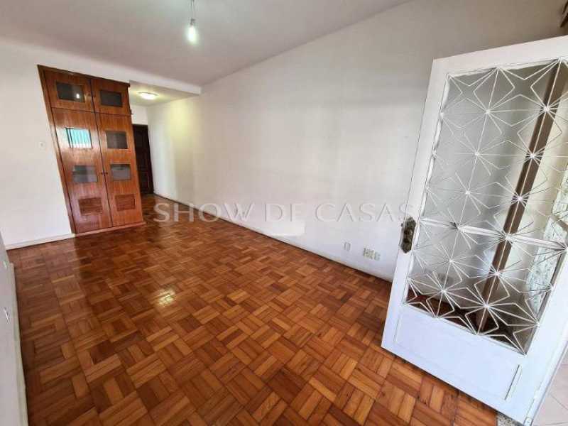 Cobertura à venda com 2 quartos, 110m² - Foto 3