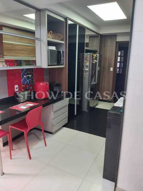 Apartamento à venda com 3 quartos, 182m² - Foto 23