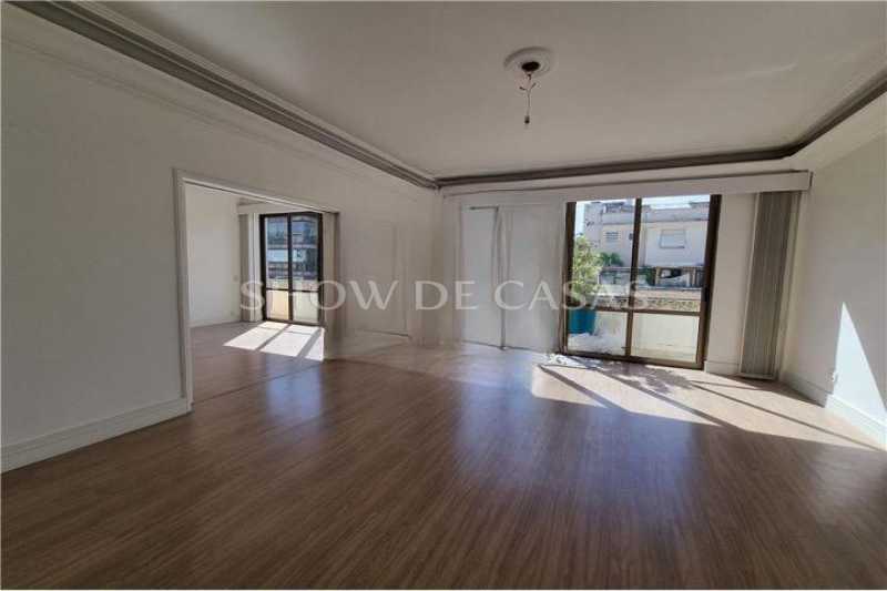 Apartamento à venda com 3 quartos, 210m² - Foto 2