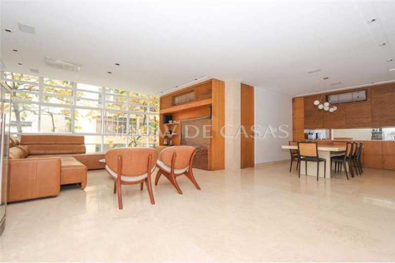 Apartamento à venda com 3 quartos, 184m² - Foto 3