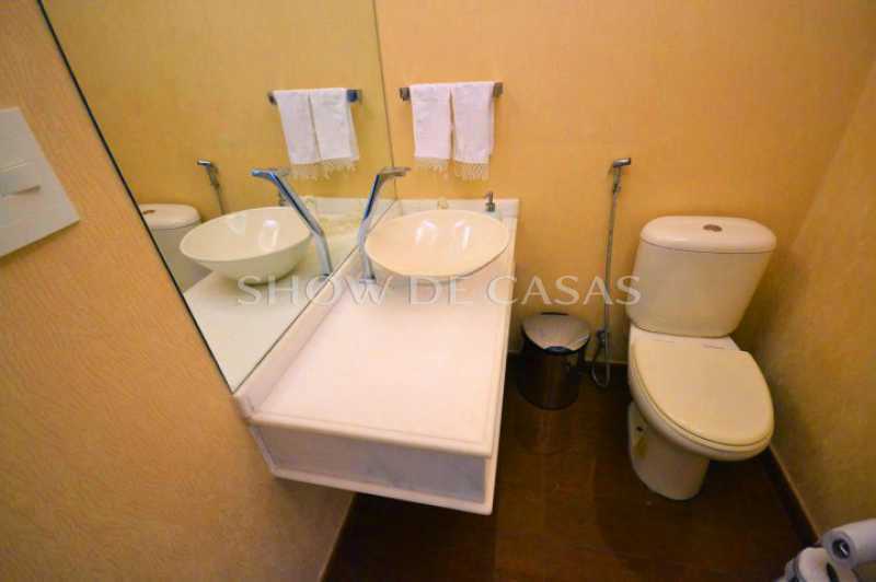 Casa de Condomínio à venda com 4 quartos, 600m² - Foto 24